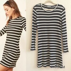 Reformation Jeans Jeanne Henri Stripe Ribbed Long Sleeve Dress Pullover‎